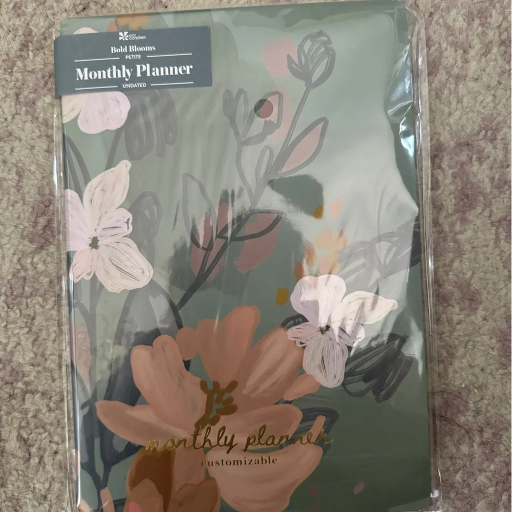 Erin Condren bold blooms monthly undated planner new in packaging
